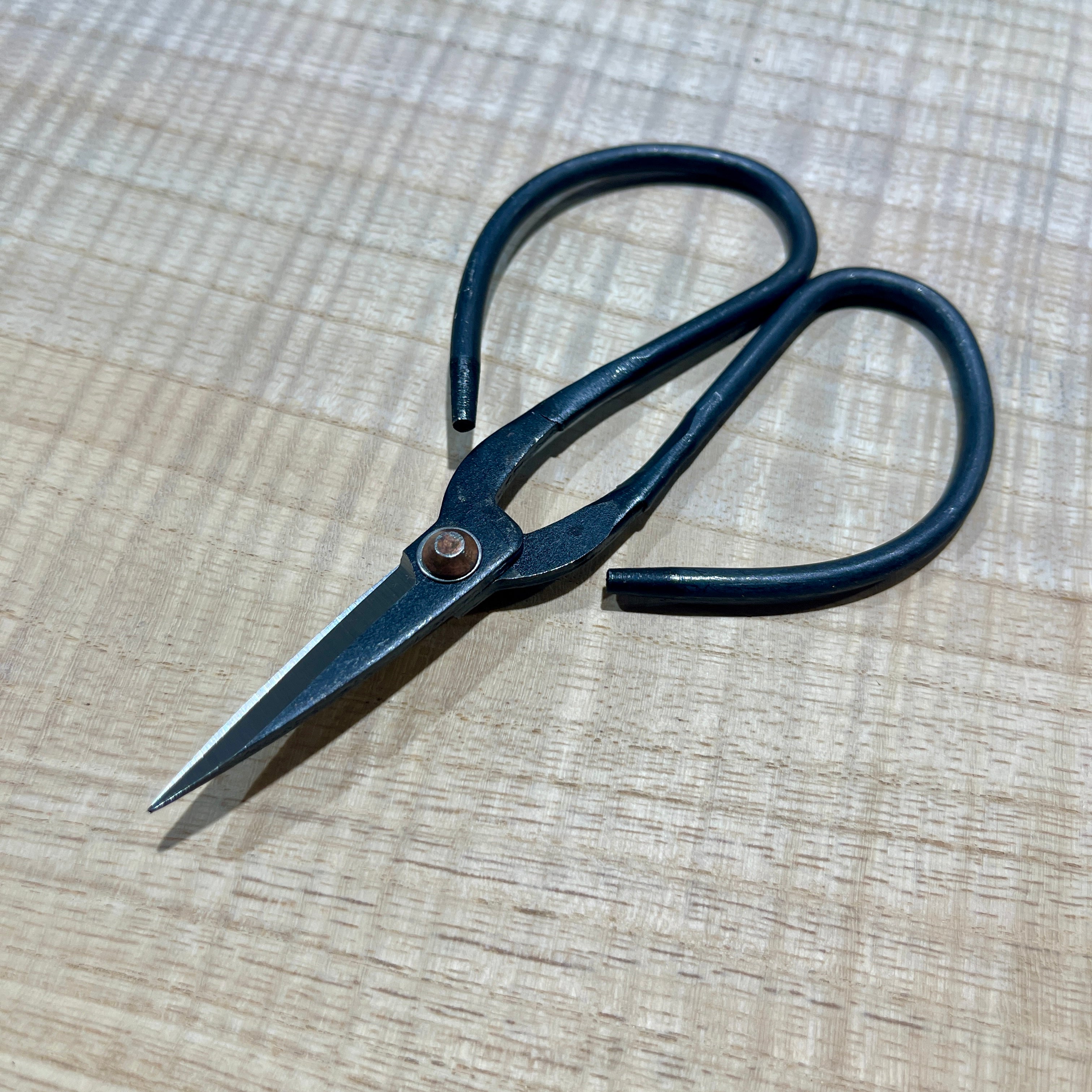 Harrison's Hardware® Traditional Chinese Scissors