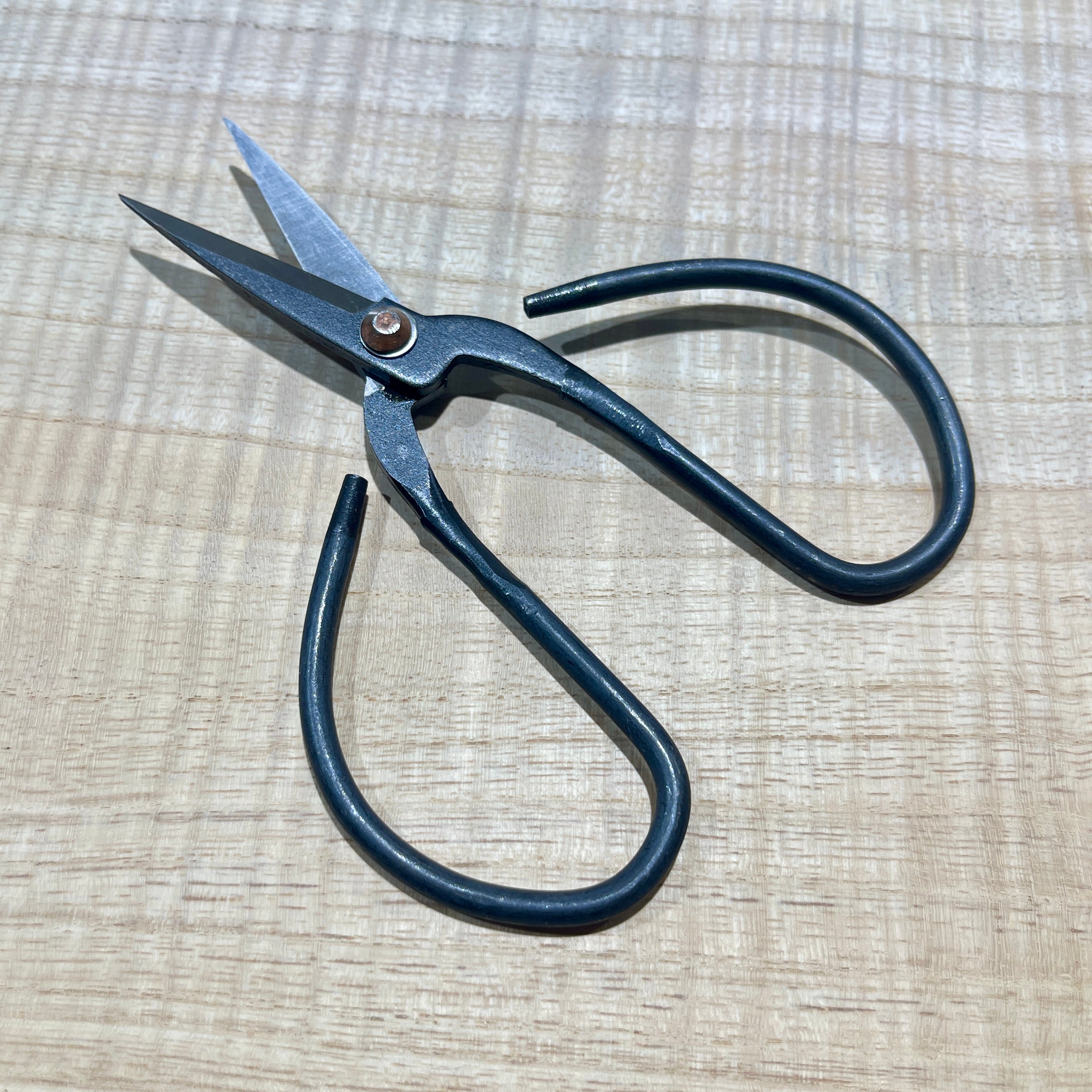 Harrison's Hardware® Traditional Chinese Scissors