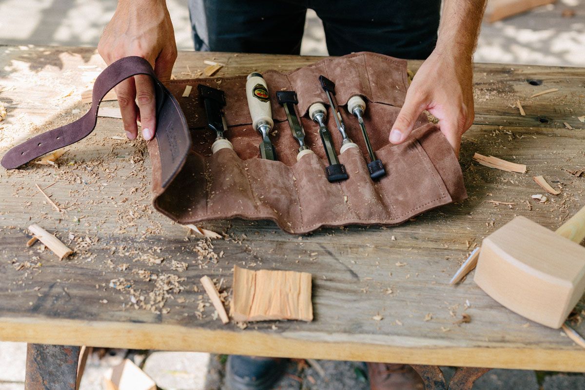 Timber Handle Bench Chisel Set 6pce in Leather Storage Roll