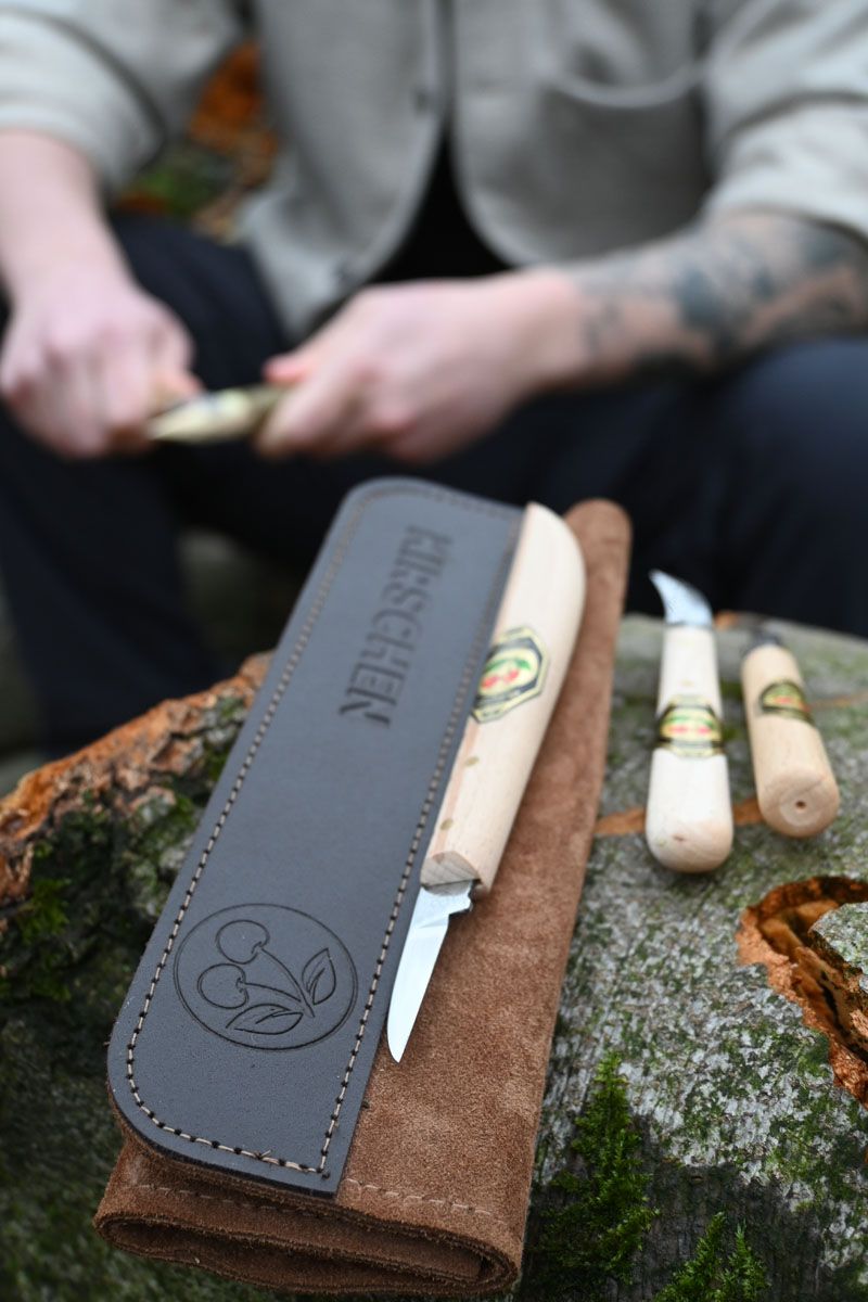 3pce Chip Carving Knife Set in leather roll
